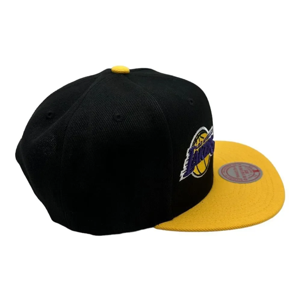 NWT Mitchell & Ness Los‎ Angeles Lakers 2001 NBA Finals Snapback Hat Cap Black